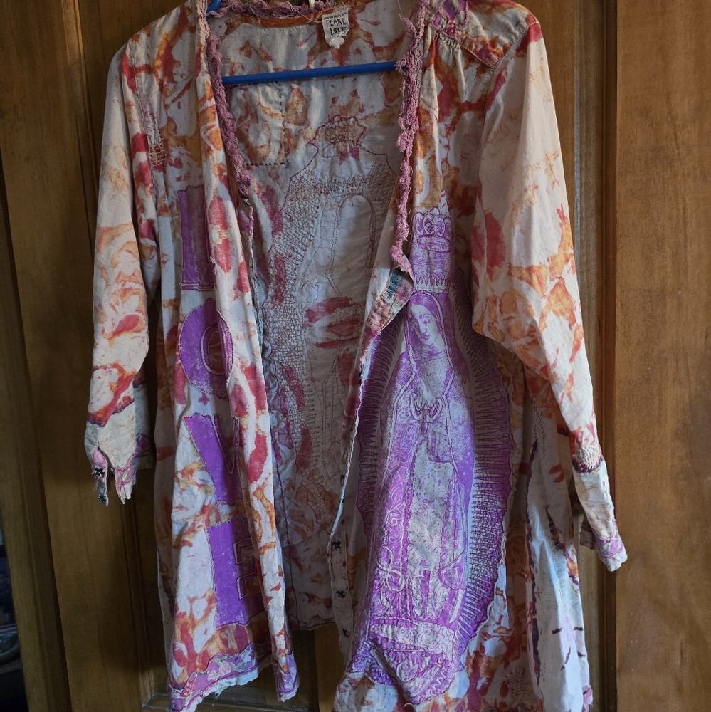 Magnolia Pearl Love Mother of Guadalupe Cotton Blouse